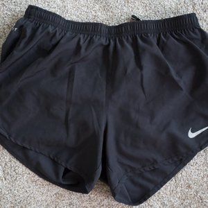 Nike running short